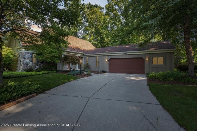 12931 Oneida Woods Trail, Grand Ledge, MI 48837