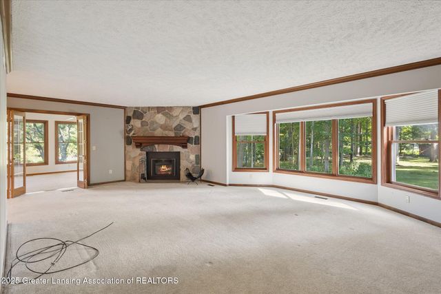 12931 Oneida Woods Trail, Grand Ledge, MI 48837