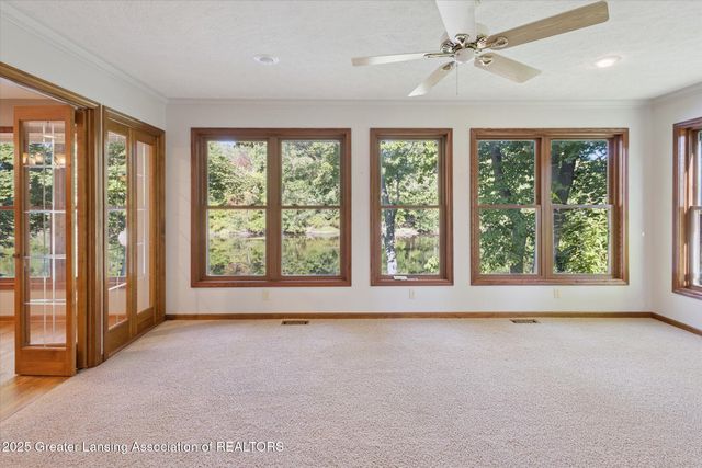 12931 Oneida Woods Trail, Grand Ledge, MI 48837