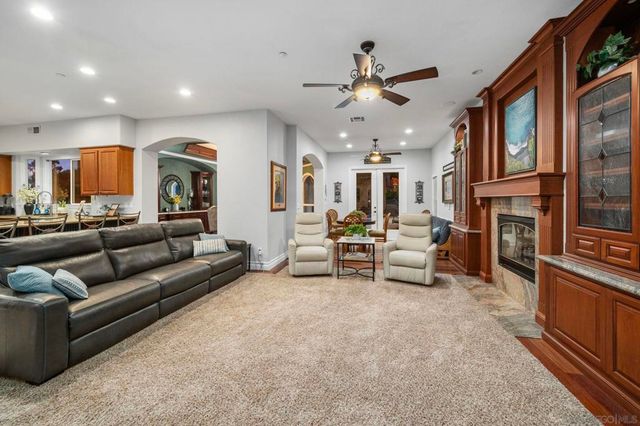 2270 Summit Drive, Escondido, CA 92025