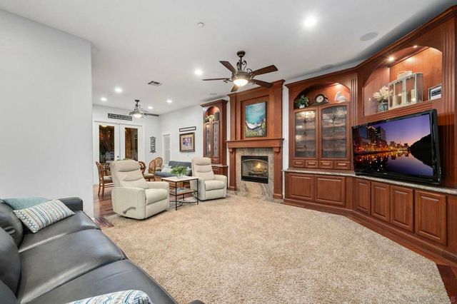 2270 Summit Drive, Escondido, CA 92025