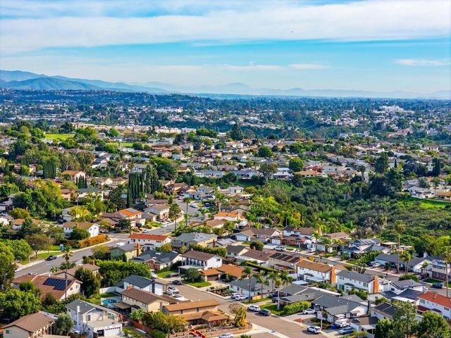 6218 Snowbond Street, San Diego, CA 92120