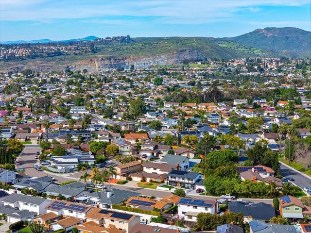 6218 Snowbond Street, San Diego, CA 92120