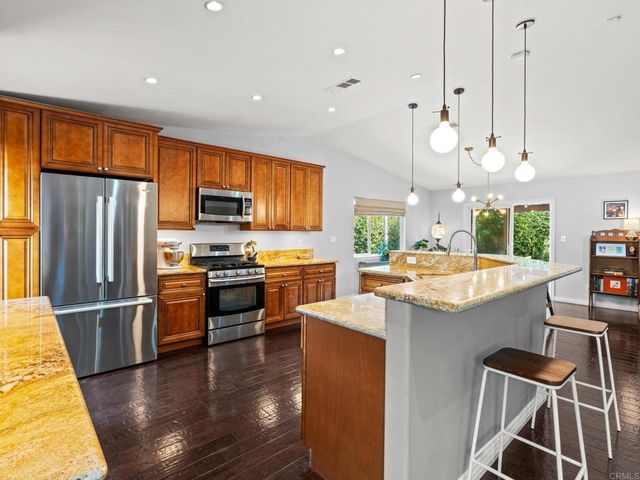 6218 Snowbond Street, San Diego, CA 92120