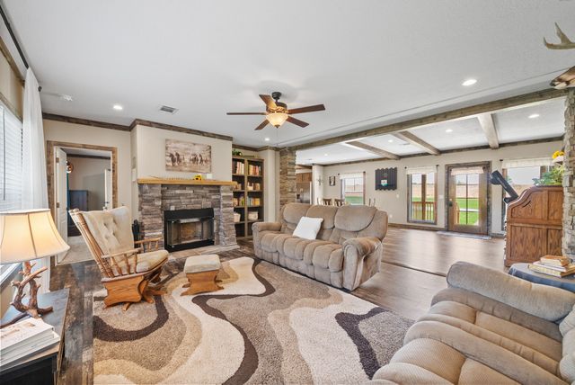164 Meredith Ln, Guthrie, KY 42234