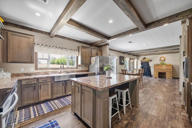 164 Meredith Ln, Guthrie, KY 42234