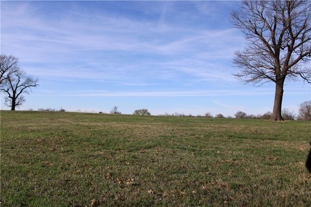 2176 Northern Trace Way, Tontitown, AR 72762