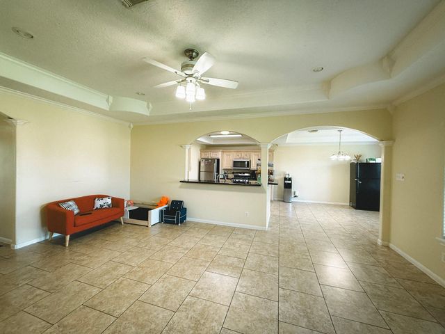 1102 N Shepherd Drive, Baytown, TX 77520
