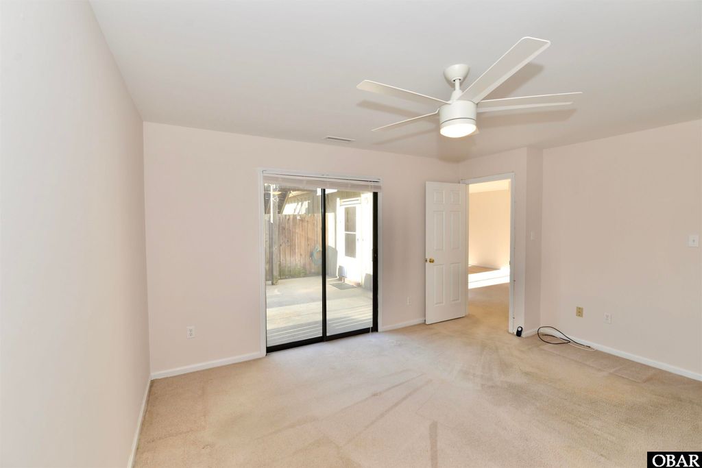 Image 12 of property listing at 2406 Neptune Way, Kitty Hawk, NC 27949