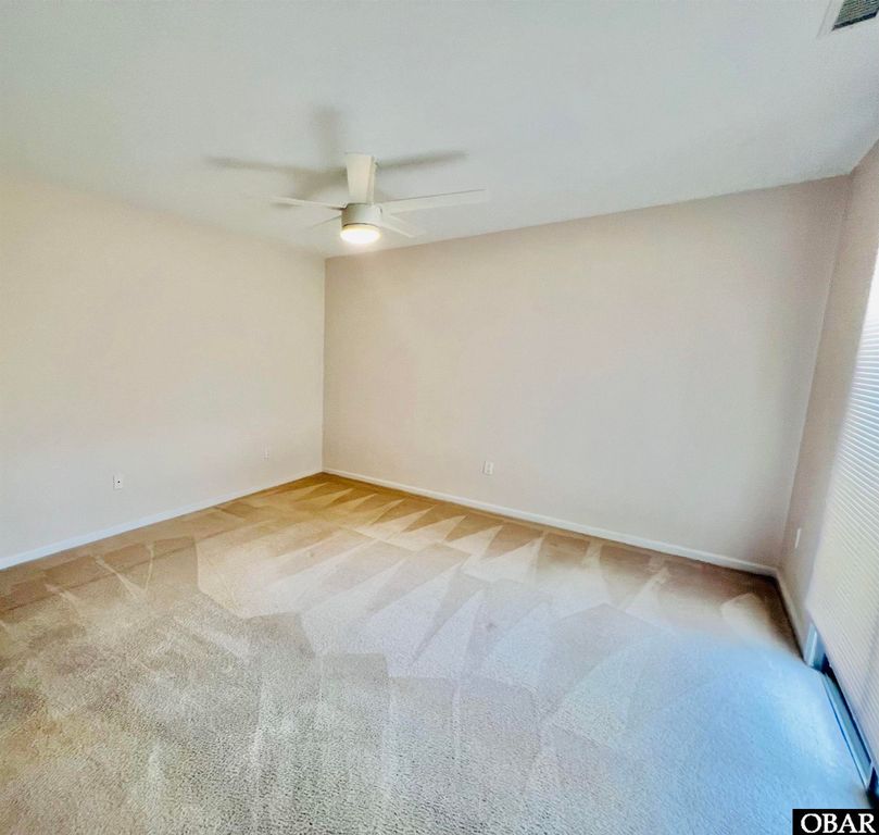 Image 14 of property listing at 2406 Neptune Way, Kitty Hawk, NC 27949