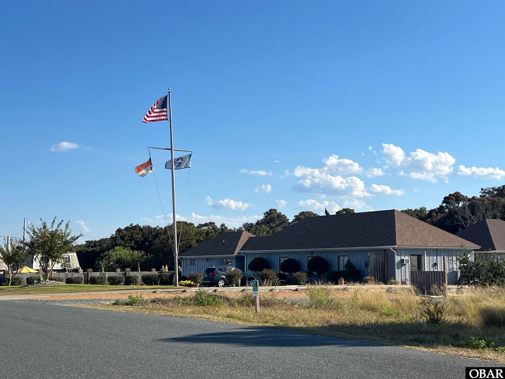 Image 32 of property listing at 2406 Neptune Way, Kitty Hawk, NC 27949