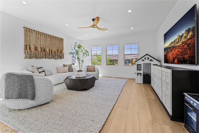 472 Bosco Di Fiore Street, Las Vegas, NV 89138