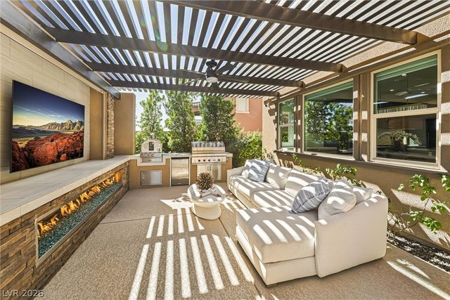 472 Bosco Di Fiore Street, Las Vegas, NV 89138