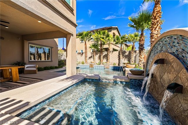 472 Bosco Di Fiore Street, Las Vegas, NV 89138