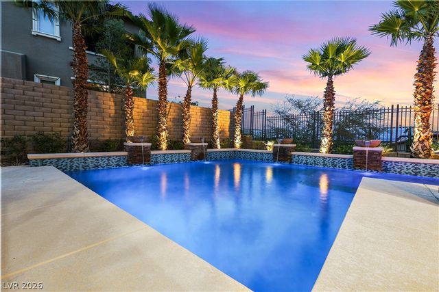 472 Bosco Di Fiore Street, Las Vegas, NV 89138