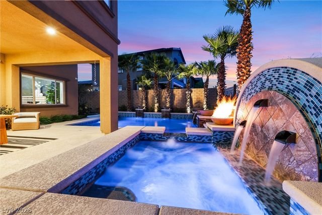 472 Bosco Di Fiore Street, Las Vegas, NV 89138