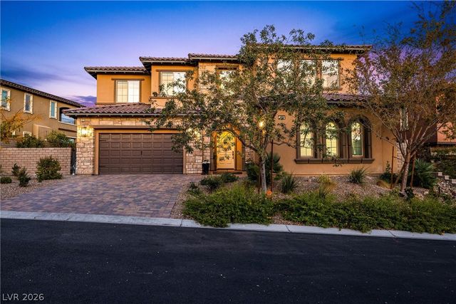 472 Bosco Di Fiore Street, Las Vegas, NV 89138