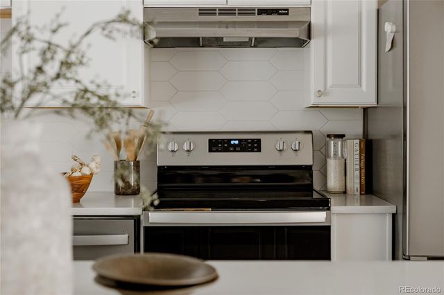 563 Jamaica Street, Aurora, CO 80010