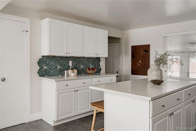 563 Jamaica Street, Aurora, CO 80010