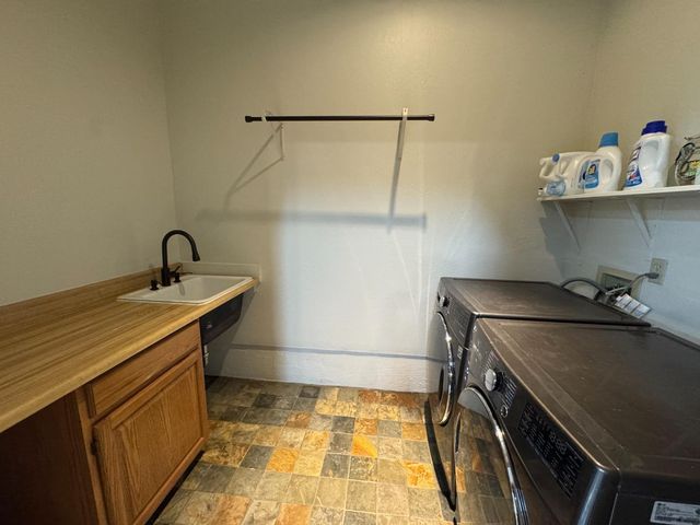 20378 Black Road, Los Gatos, CA 95033
