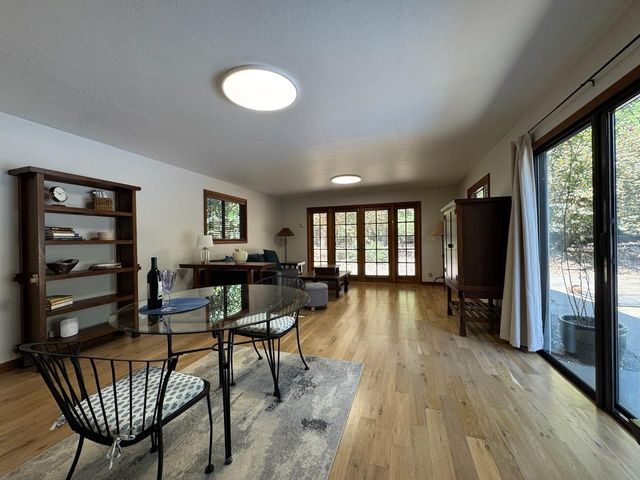 20378 Black Road, Los Gatos, CA 95033