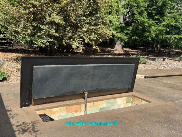 20378 Black Road, Los Gatos, CA 95033