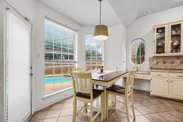 7004 Hillview Drive, Plano, TX 75025