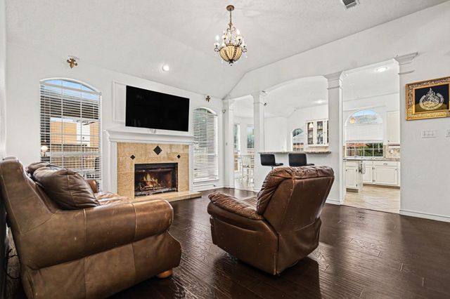 7004 Hillview Drive, Plano, TX 75025