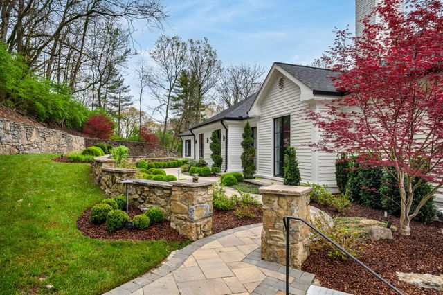 4369 Chickering Ln, Nashville, TN 37215