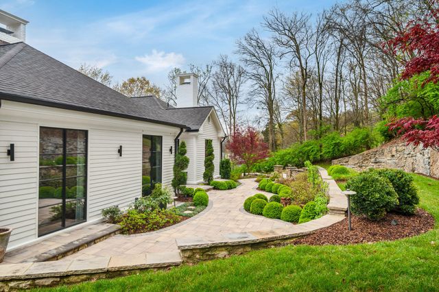 4369 Chickering Ln, Nashville, TN 37215