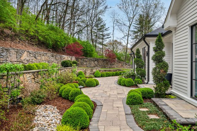 4369 Chickering Ln, Nashville, TN 37215