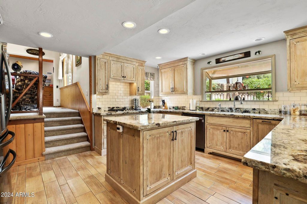 Image 18 of property listing at 4678 N BEAR FLAT Road, Payson, AZ 85541