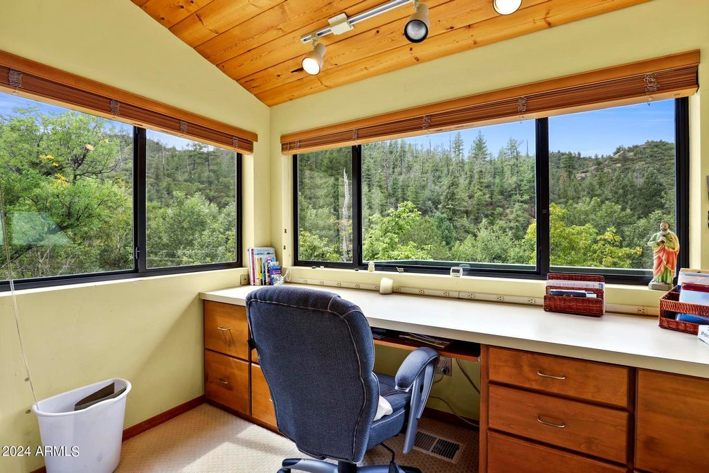 Image 33 of property listing at 4678 N BEAR FLAT Road, Payson, AZ 85541