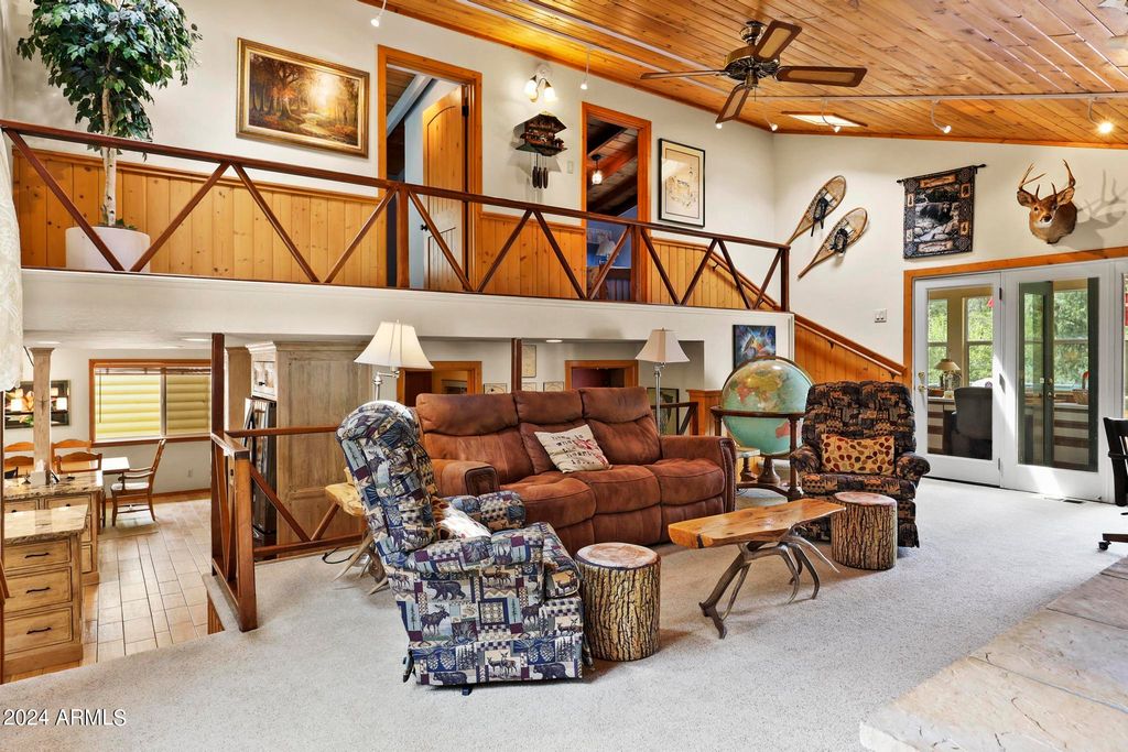 Image 7 of property listing at 4678 N BEAR FLAT Road, Payson, AZ 85541