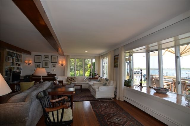 23 Avenue B, Jamestown, RI 02835