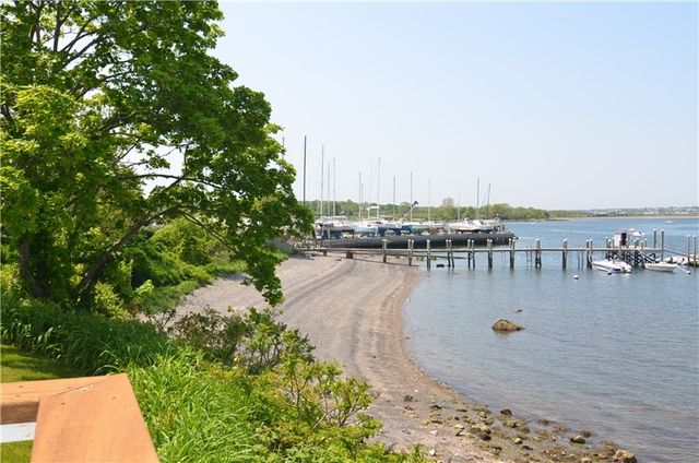 23 Avenue B, Jamestown, RI 02835