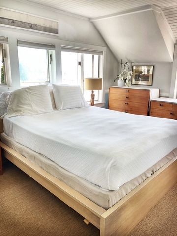 23 Avenue B, Jamestown, RI 02835