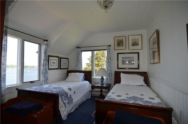 23 Avenue B, Jamestown, RI 02835