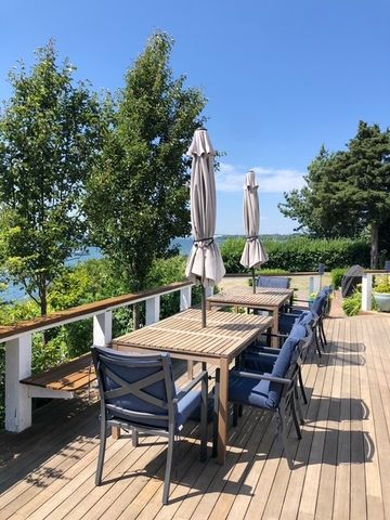 23 Avenue B, Jamestown, RI 02835