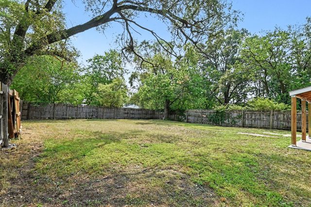 2304 Dyson Street, Muskegon Heights City, MI 49444