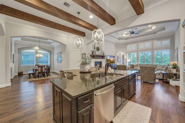 615 Cypress Creek Lane, Richmond, TX 77469