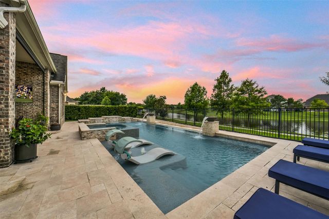 615 Cypress Creek Lane, Richmond, TX 77469