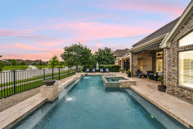 615 Cypress Creek Lane, Richmond, TX 77469