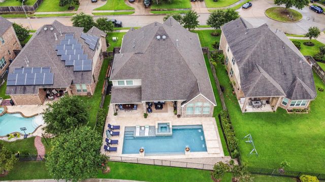 615 Cypress Creek Lane, Richmond, TX 77469