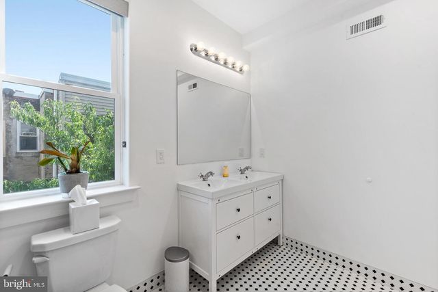 3024 TITAN ST, Philadelphia, PA 19146