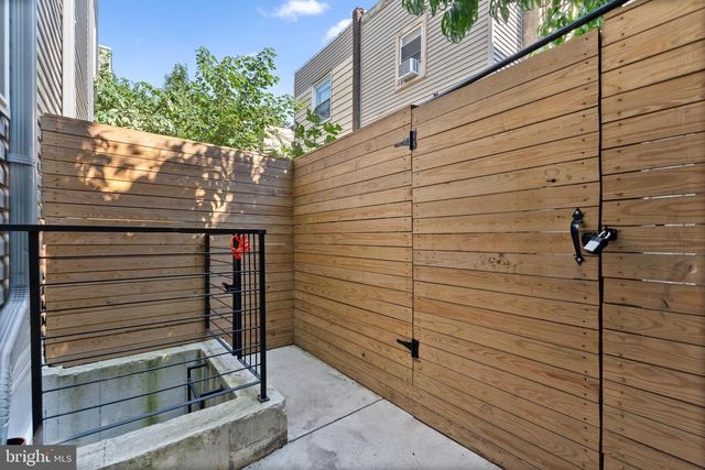 3024 TITAN ST, Philadelphia, PA 19146