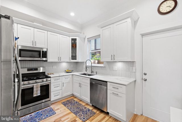 3024 TITAN ST, Philadelphia, PA 19146