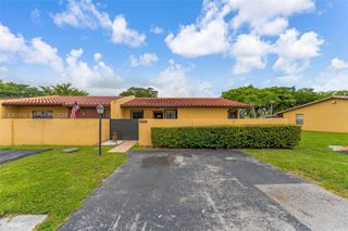 8612 SW 148th Pl, Miami, FL 33193
