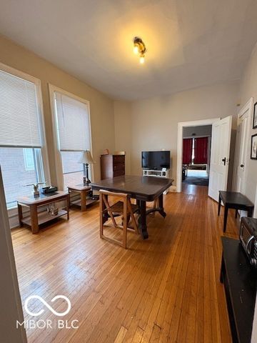 640 Woodruff Place Middle Drive, Indianapolis, IN 46201