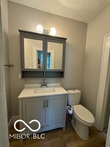 640 Woodruff Place Middle Drive, Indianapolis, IN 46201